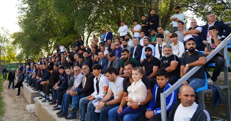 Kiçik kənddə böyük futbol VİDEO