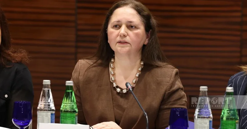 “Ailə uşaqların tərbiyəsinə televiziya və dərslərdən daha çox təsir edir”
