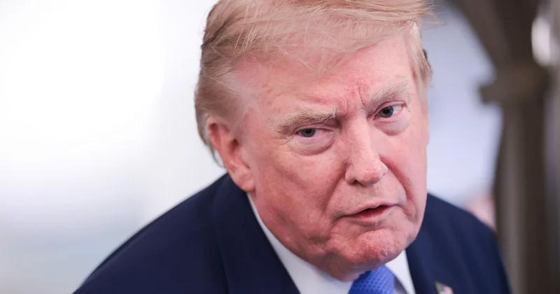 Это не призыв : Трамп обвиняет СМИ в искажении его слов