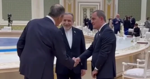 Байрамов, Лавров и Арагчи пообщались на ногах перед саммитом СНГ Minval Politika