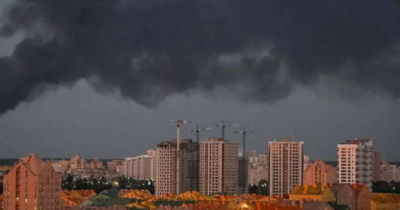 В Киеве призывают ввести чрезвычайное положение