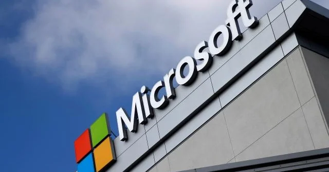 Ağ Ev Microsoft və daha 7 şirkətin xarici işçi müraciətlərini dayandırdı