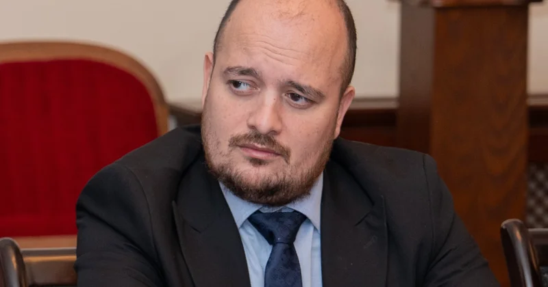 Azərbaycanın orta güc kimi yüksəlişi: müstəqil və çoxvektorlu xarici siyasətin rolu