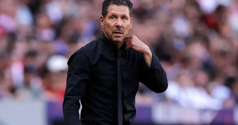 Simeone Messi və Maradona arasında seçim etməkdən imtina etdi