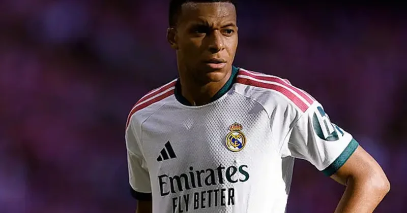 “Real Madrid” azarkeşləri Mbappeni fitə basmağa hazırlaşır