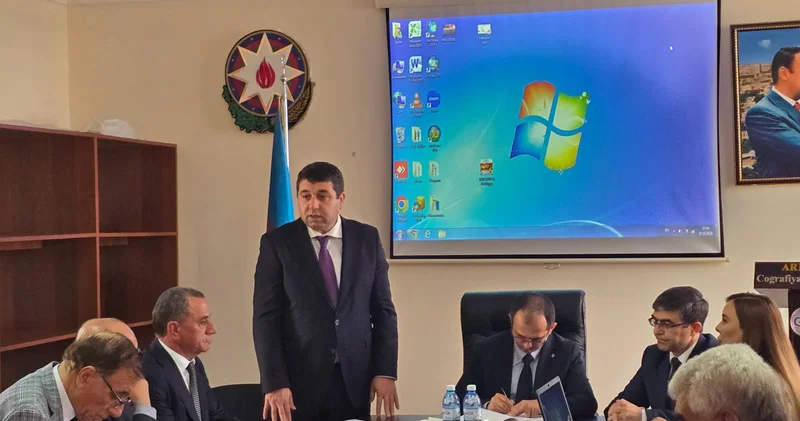 Coğrafiya İnstitutunda müşavirə keçirilib FOTOLAR