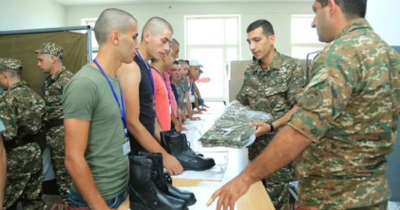 В Армении планируют повысить предельный возраст призыва на военную службу