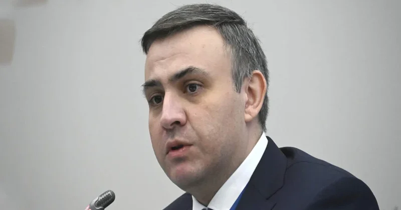 Известия : армянского чиновника обвиняют в выдаче поддельных сертификатов