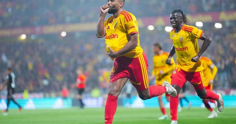 Fransa Liqa 1: “Lans” doğma meydanda “Lion”u məğlub etdi