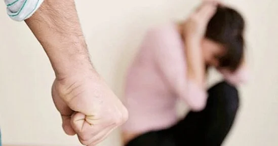 Şiddət məzmunlu filmlər aqressiyanı adiləşdirə bilər Psixoloq