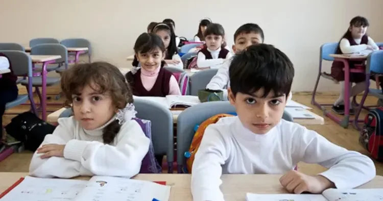 Dərsdən qalan şagirdlərə görə 100 manat CƏRİMƏ Valideynlərin NƏZƏRİNƏ!