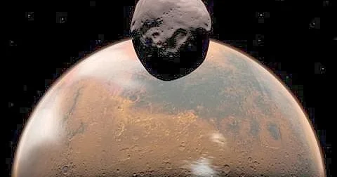 Fobosun səthindəki nəhəng krater kosmosun sirrlərini açır