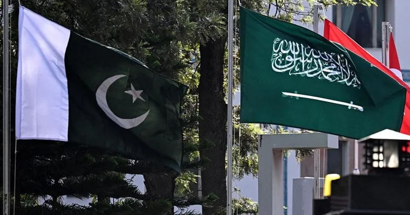 “Səudiyyə Ərəbistanında əhəmiyyətli sayda Pakistan hərbçisi yerləşdirilib” XİN