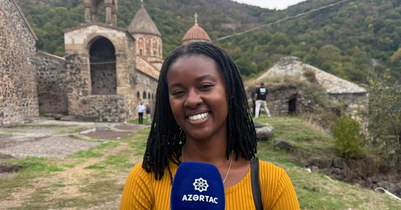 Amerikalı turist: Xudavəng monastırı məndə xoş təəssürat yaradıb