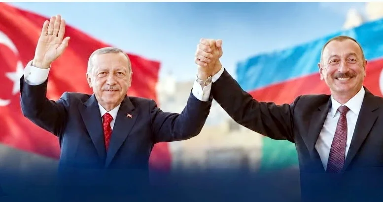 Azərbaycan Türkiyə ittifaqını hədəfə alan qüvvələr var Politoloqdan AÇIQLAMA