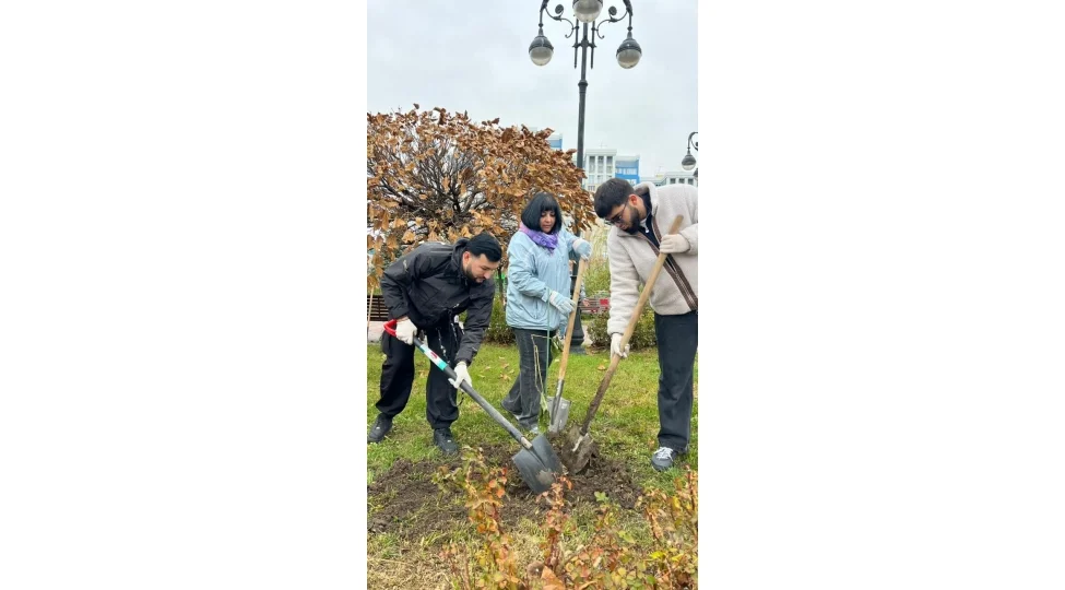 Həştərxanda Heydər Əliyevin adını daşıyan parkda iməcilik keçirildi FOTO