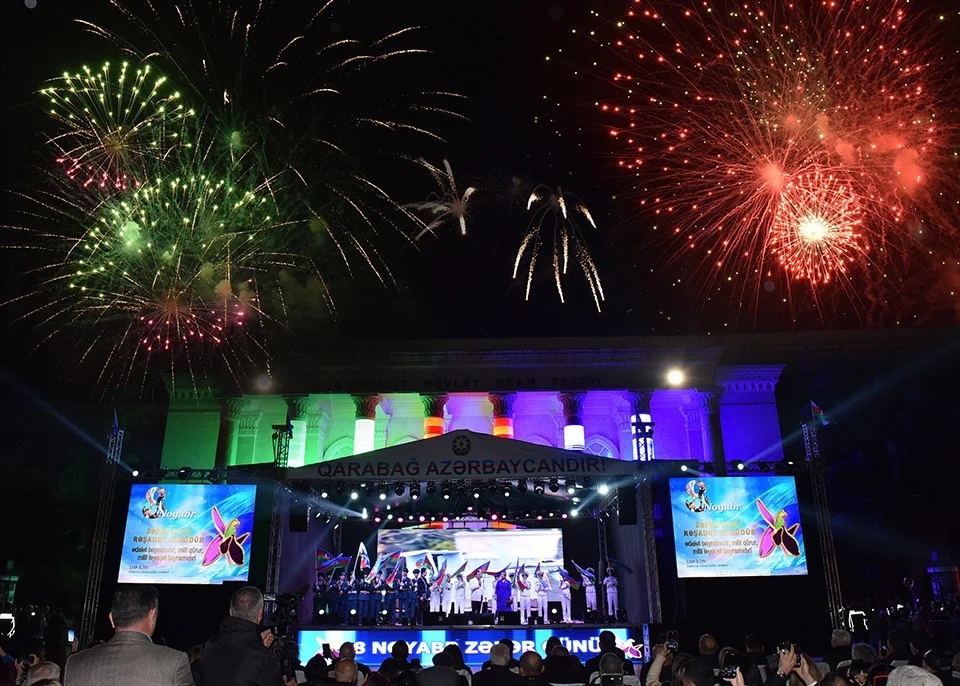 Sumqayıtda Zəfər Günü ilə bağlı konsert olub Yeni Gündəm