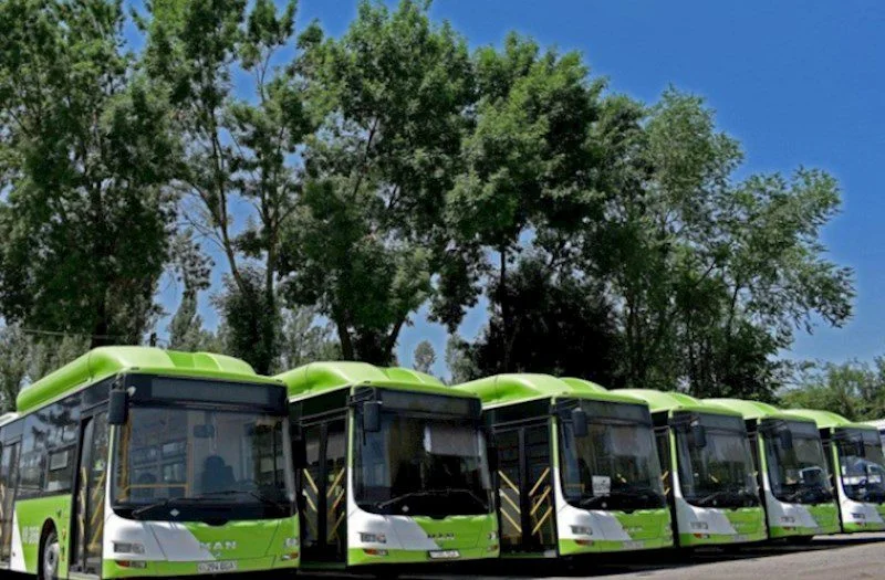 Bakıya 160 ədəd elektrik mühərrikli avtobus gətirilib