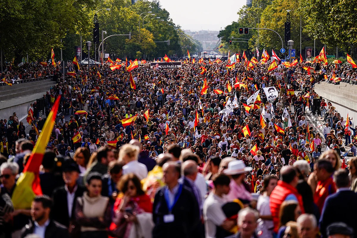 В Мадриде устроили акцию протеста против премьера Испании