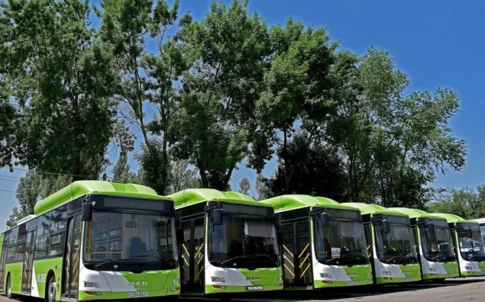 Bakıya 160 ədəd elektrik mühərrikli avtobus gətirilib