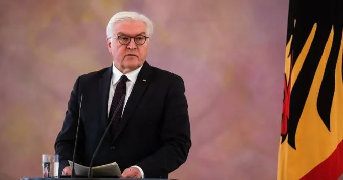 Президент Германии призвал защищать демократию от правых экстремистских сил