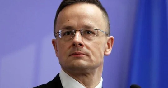 Сийярто: Саммит РФ и США состоится, если они достигнут соглашения по Украине