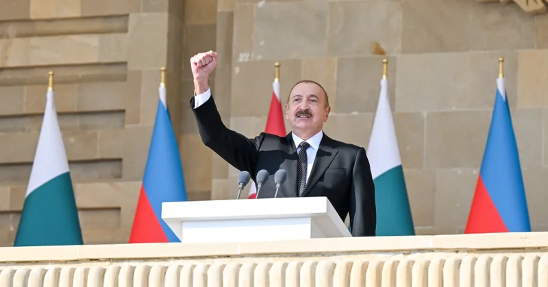 “Parad Azərbaycanın gələcəyə doğru inamla irəlilədiyini göstərir” ŞƏRH OLUNDU