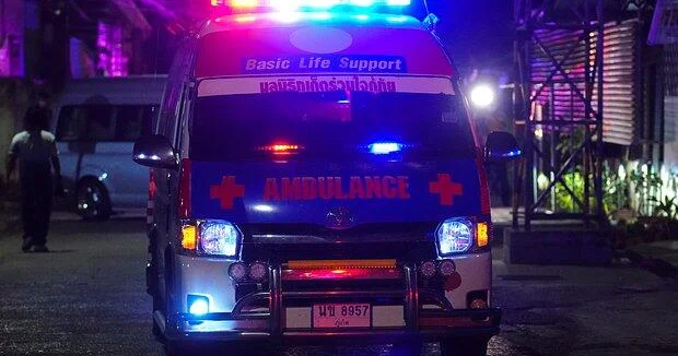 Автобус с туристами опрокинулся в Таиланде