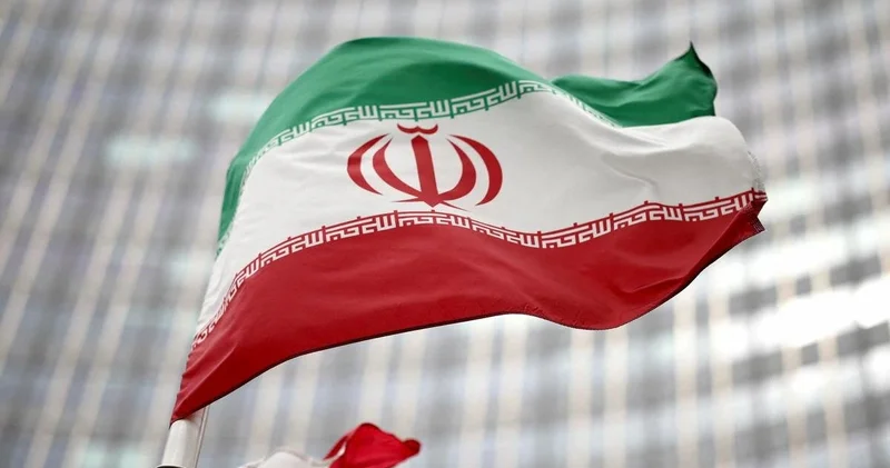 İranda hava çirkliliyi kritik səviyyəyə çatıb Məktəblər bağlandı