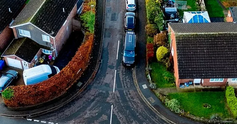 Жителям британского графства пообещали ремонт дороги через 103 года