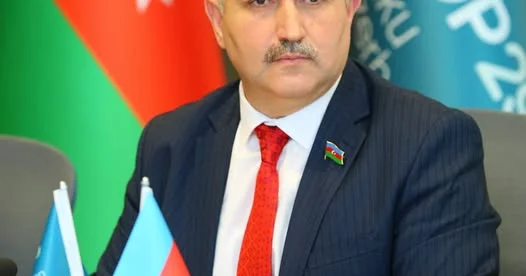 Azərbaycan xalqının müstəqilliyi və milli kimliyinin müqəddəs rəmzi Dövlət Bayrağı