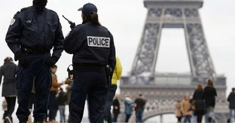Parisdə üç gənc qadın terror aktları planlaşdırmaqda şübhəli bilinərək saxlanılıb