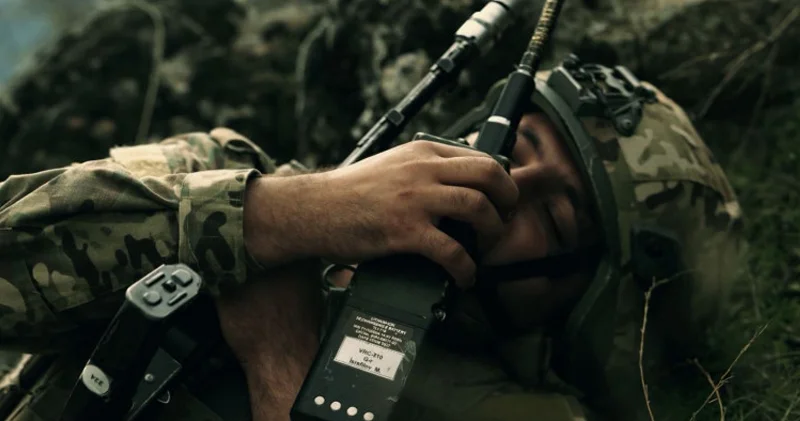 Ermənilər açıq atəş sektorunda qalan Azərbaycan əsgərini niyə vurmurlar? (VİDEO)