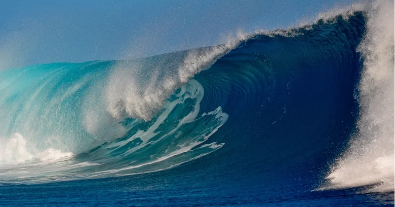 Tenerifedə güclü dalğalar səbəbindən 15 nəfər xəsarət alıb