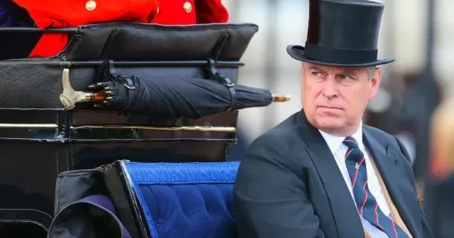 Биограф рассказал, что принц Эндрю водил проституток