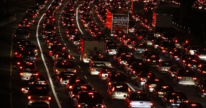 Длинный затор в Гаджигабульском районе: движение на трассе Баку Газах парализовано