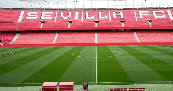 Sevilya klubu satışa çıxarılır