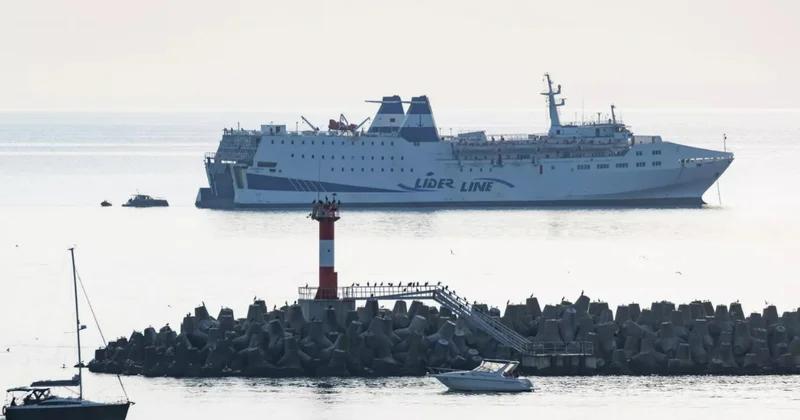 Паром из Турции не пропустили в Сочи Minval Politika