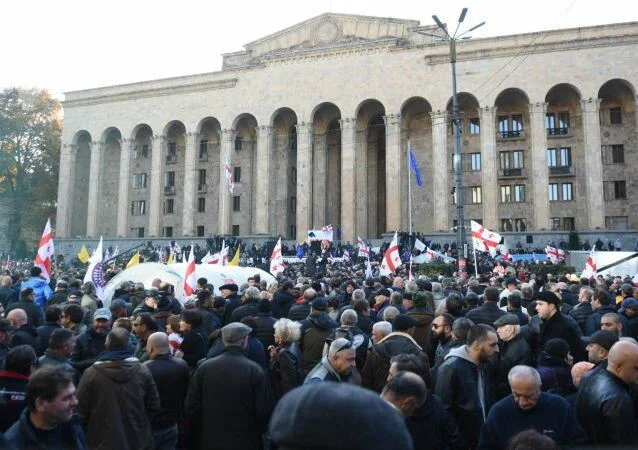 Tbilisidə etiraz aksiyası bərpa edilib