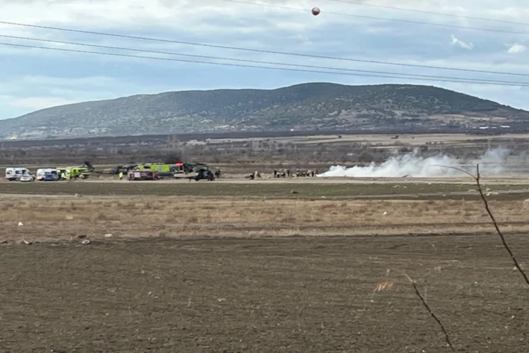 Türkiyədə hərbi helikopterlər toqquşub