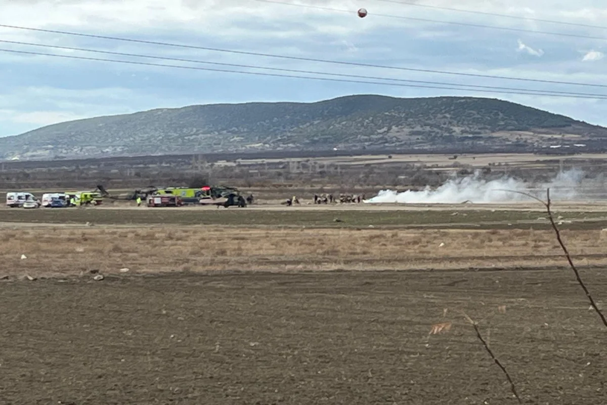 Türkiyədə hərbi helikopter qəzaya uğrayıb, 5 hərbçi ölüb