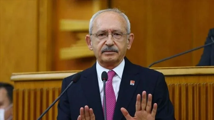 Kılıçdaroğlu və xanımı qəzaya düşdülər