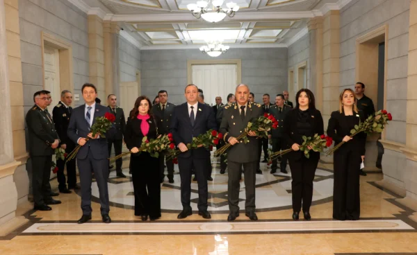 Hərbi Prokurorluqda Ulu Öndər Heydər Əliyevin vəfatının 21ci ildönümü ilə bağlı anım mərasimi keçirilib