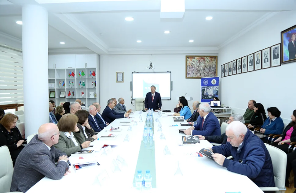 “Böyük türk şairi Nazim Hikmət və Türk dünyası” kitabının təqdimatı olub