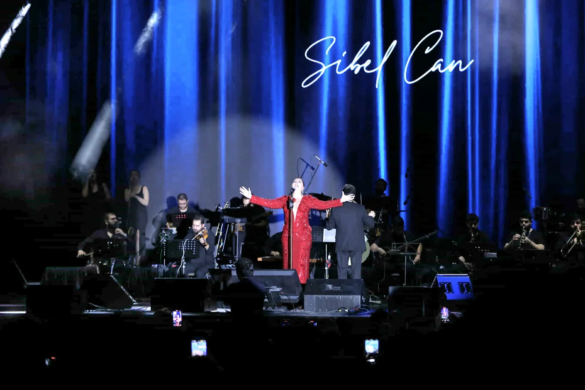 Bakıda Sibel Canın möhtəşəm konserti keçirilib FOTO/VİDEO Doğru Xəbərlər