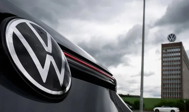 Volkswagen və işçiləri arasında kritik görüş baş tuacaq