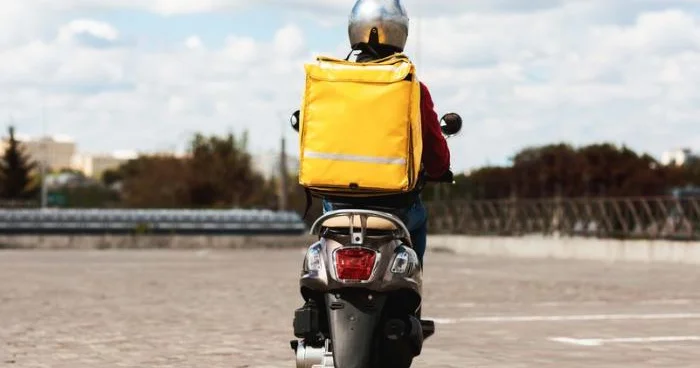 Moped sürücüləri üçün vəsiqə tələbi XƏBƏRDARLIQ