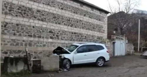 Yeniyetmə atasının maşını ilə piyadanı vurub öldürdü VİDEO