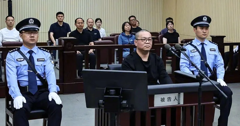 Çində keçmiş baş direktor rüşvətə görə edam edilib