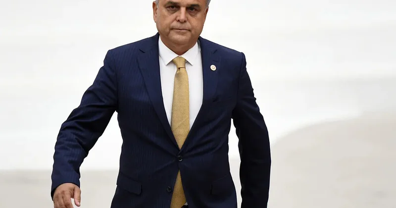 CHP də qalmaqallı istefa